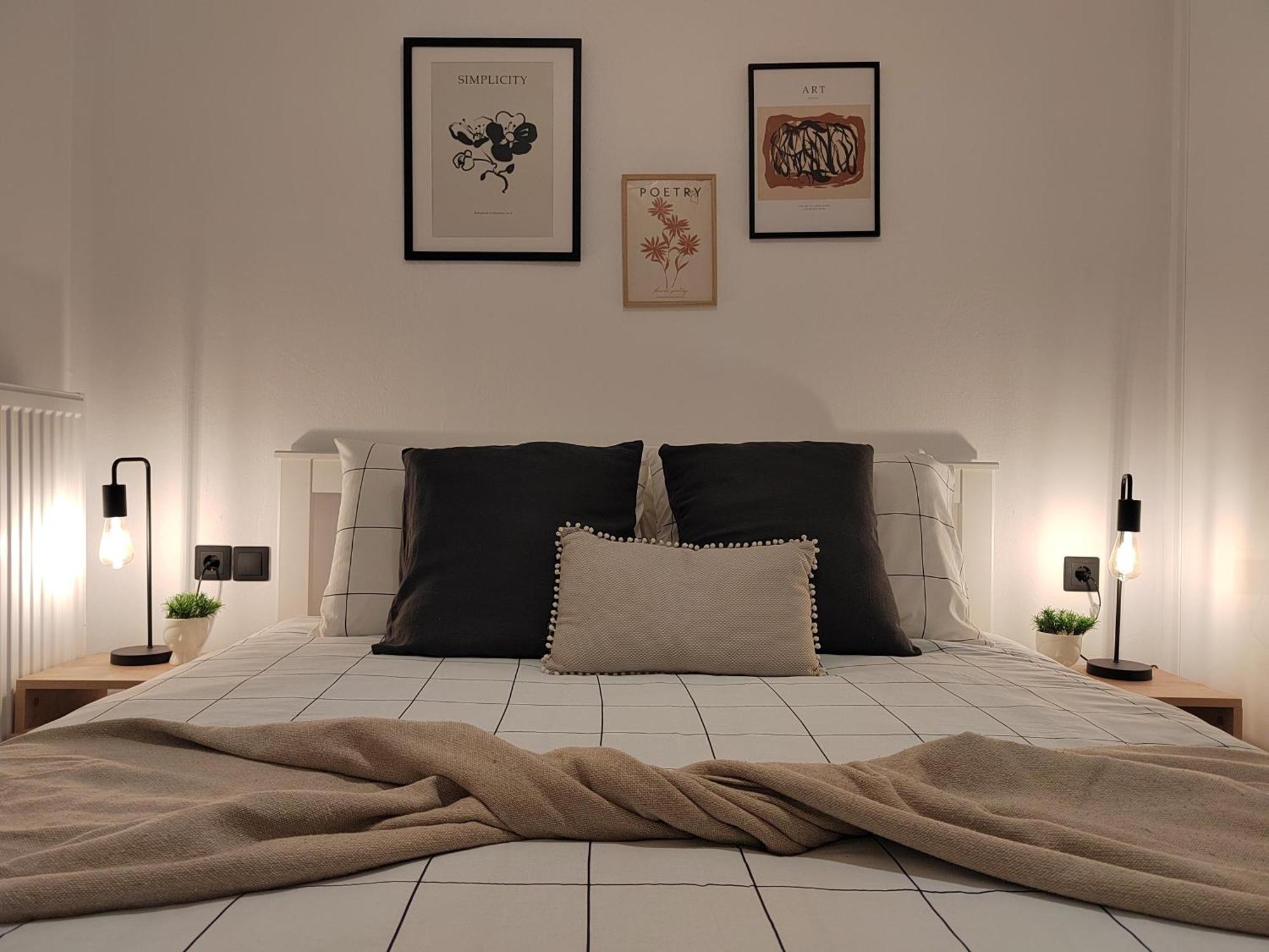 Cosy House With Garden Apartment Волос Екстериор снимка