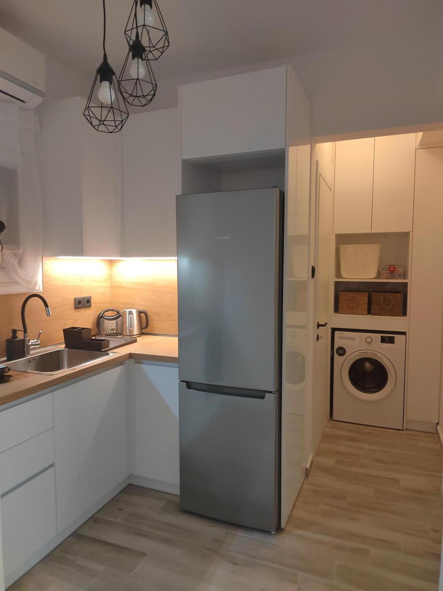 Cosy House With Garden Apartment Волос Екстериор снимка